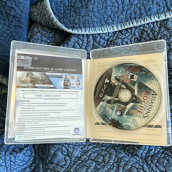 Assassins Creed Rogue Limited Edition PLAYSTATION 3 - Picture 2 of 2